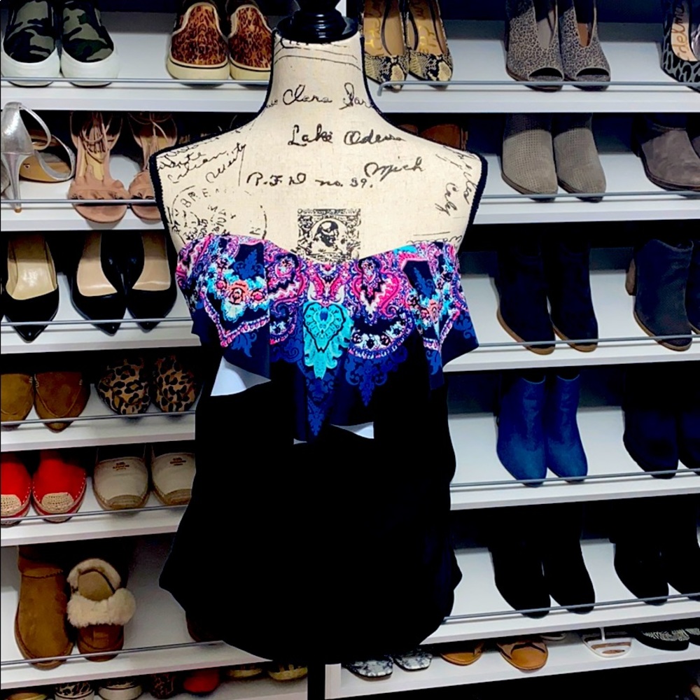 Liz Lange comfy sexy maternity bathing suite top